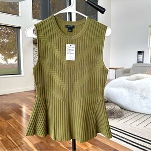 NWT! Halogen Ribbed Women's Top